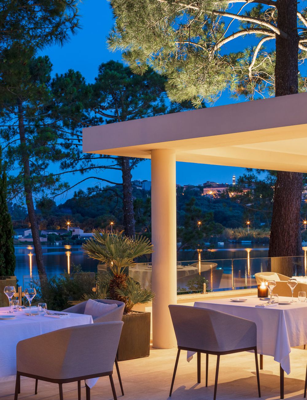 Photo - Le Don Cesar | Restaurant porto corse 2 Photo - Le Don Cesar | Restaurant porto corse 1